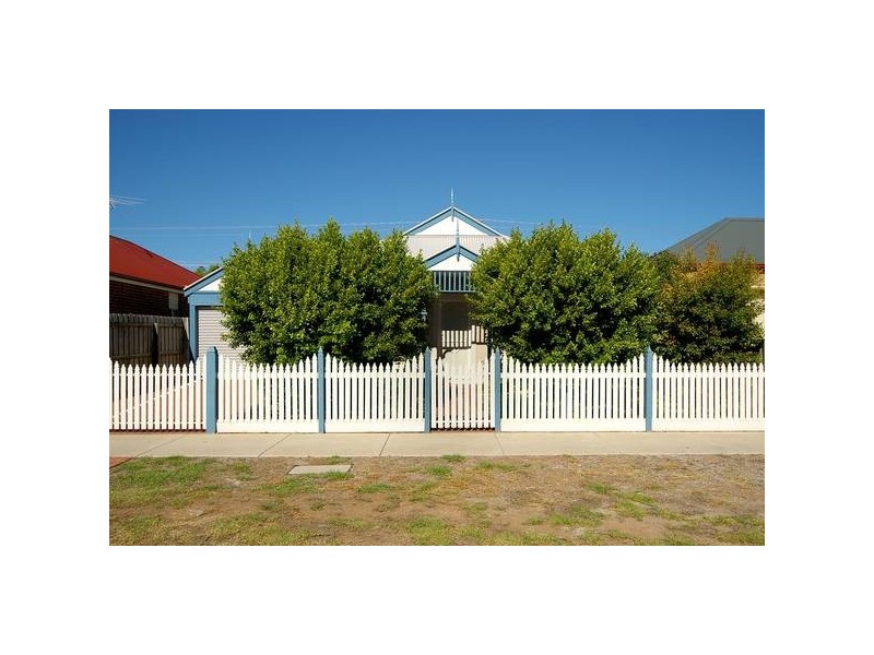 6 Francis Crt, Lara VIC 3212