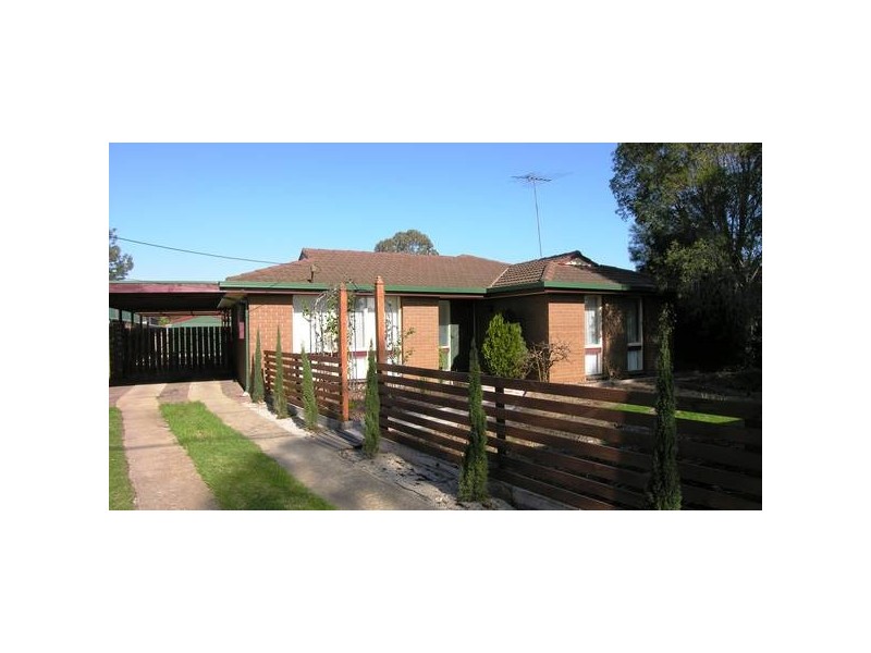 100 McClelland Avenue, Lara VIC 3212