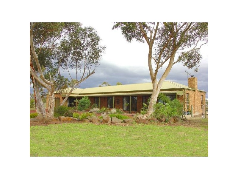 65 Old Melbourne Road, Lara VIC 3212