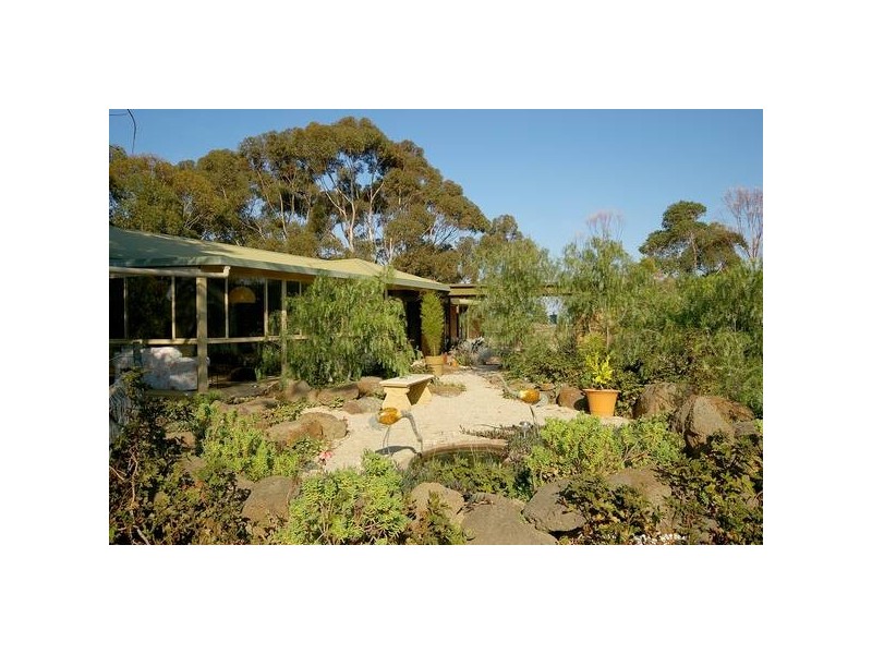 65 Old Melbourne Road, Lara VIC 3212