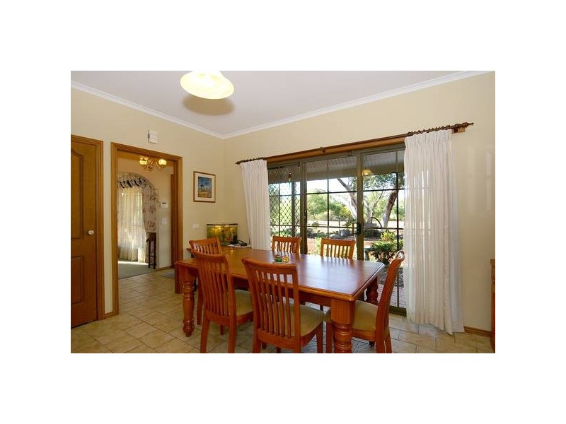 65 Old Melbourne Road, Lara VIC 3212