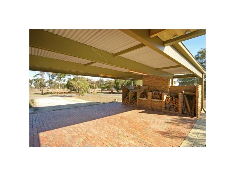 65 Old Melbourne Road, Lara VIC 3212