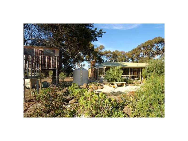 65 Old Melbourne Road, Lara VIC 3212