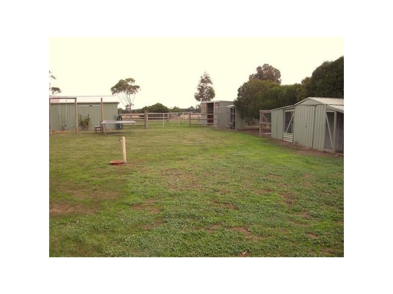 65 Old Melbourne Road, Lara VIC 3212