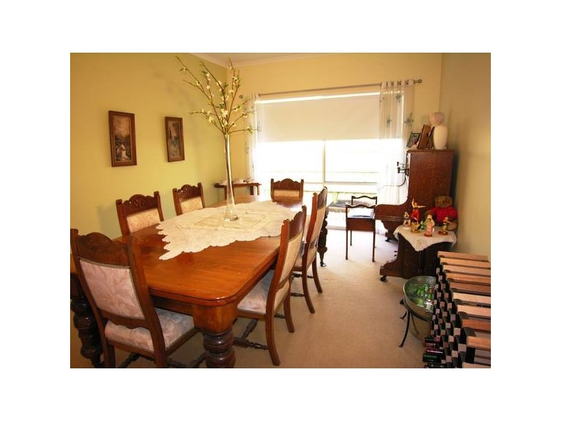 5 Greenleaf Drive, Lara VIC 3212