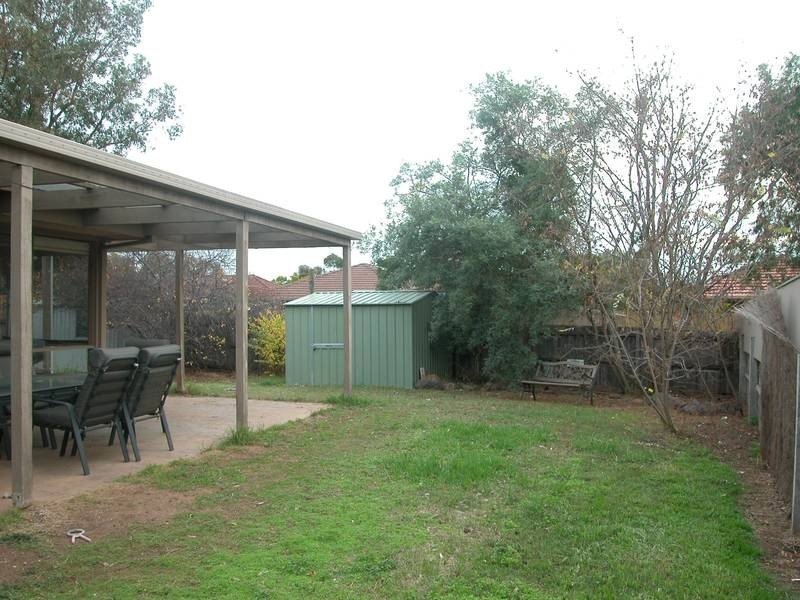 9 Allister Court, Lara VIC 3212