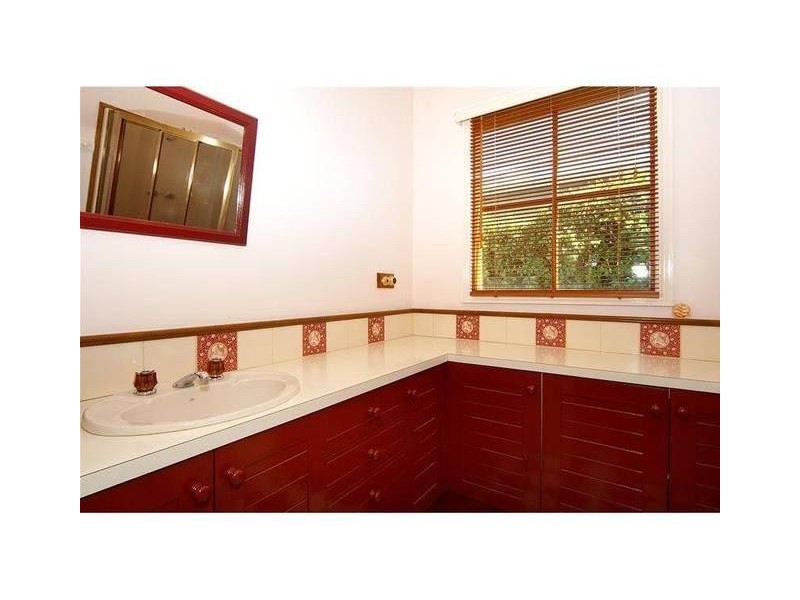 30 River Street, Little River VIC 3211