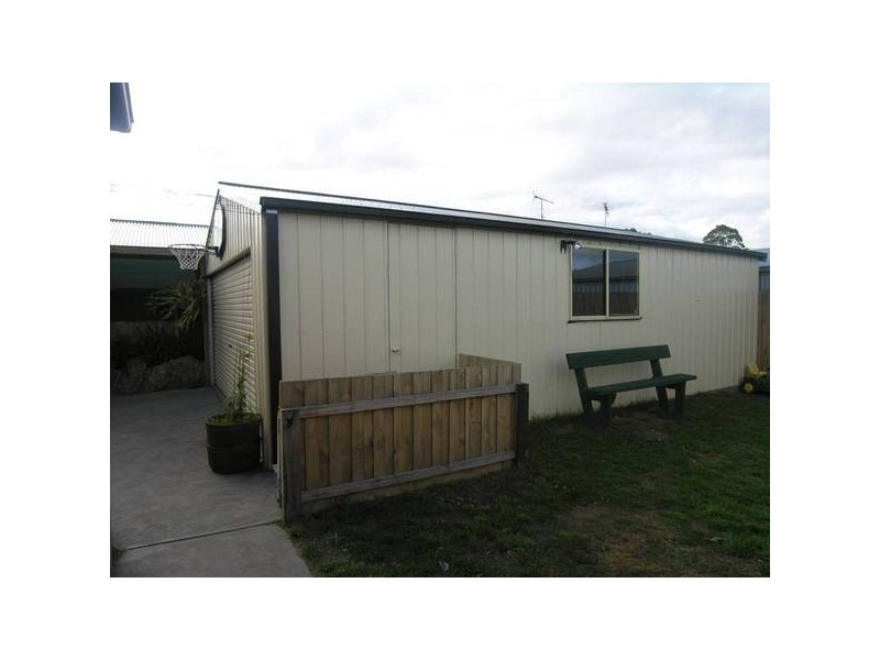 99 Rennie Street, Lara VIC 3212