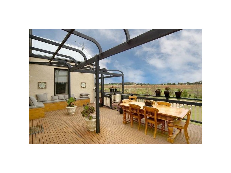50 Osterlund Court, Lara VIC 3212