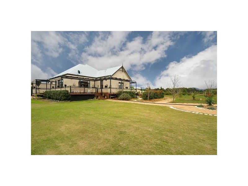 50 Osterlund Court, Lara VIC 3212