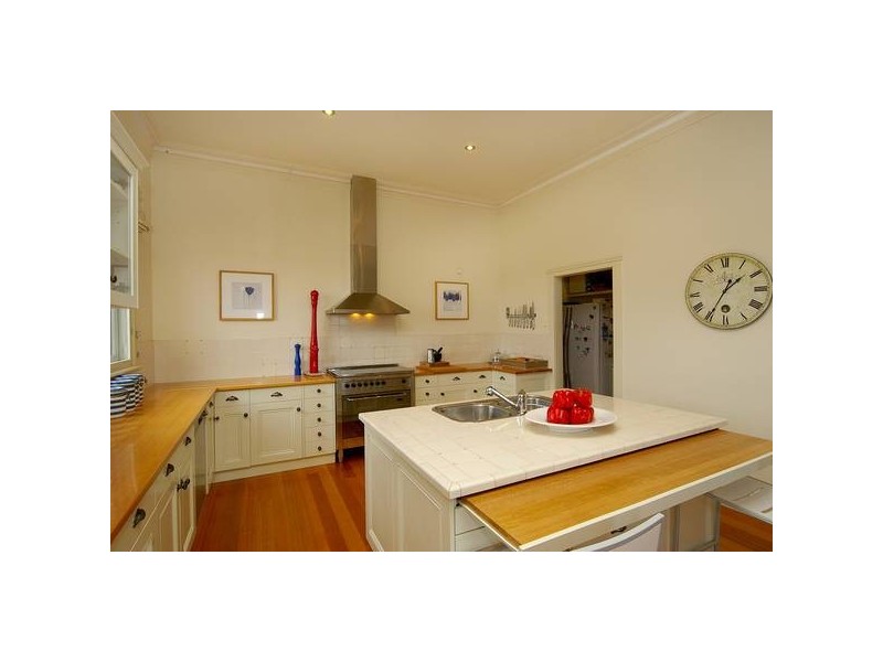 50 Osterlund Court, Lara VIC 3212