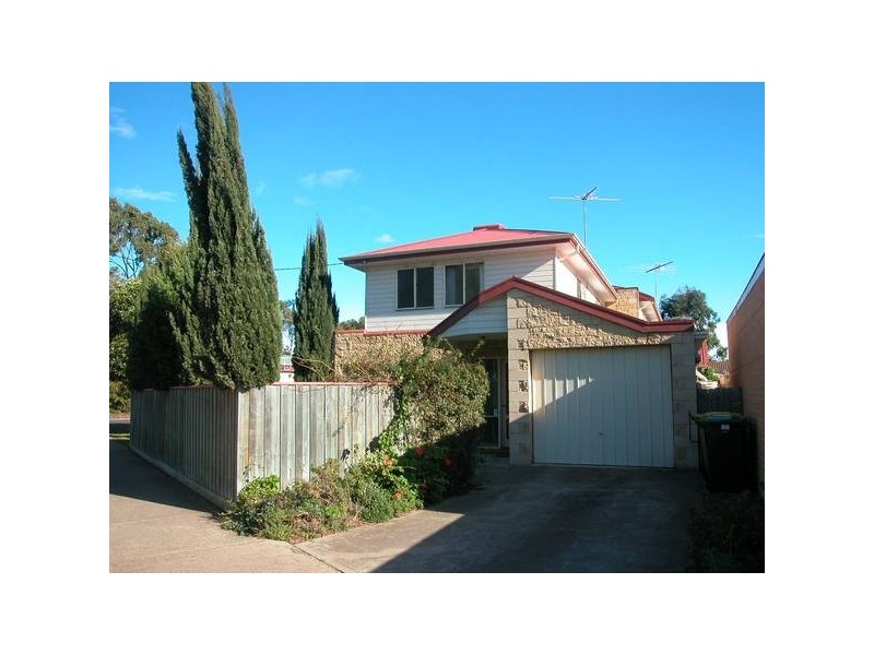 15a Waverley, Lara VIC 3212