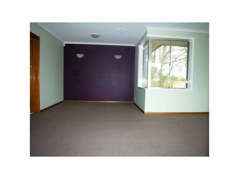 83 Smeaton Close, Lara VIC 3212