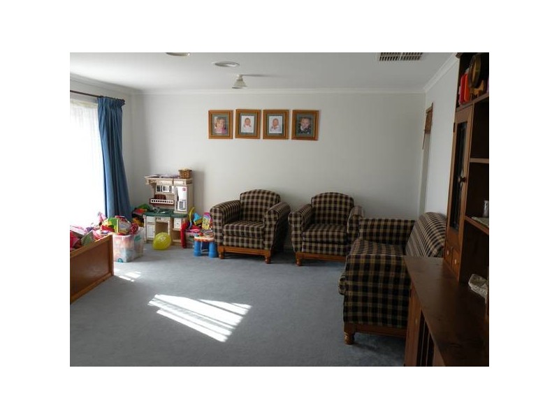 20 Young Street, Lara VIC 3212