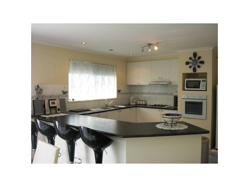 15 Wheat Court, Lara VIC 3212