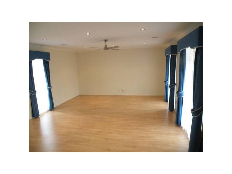 15 Wheat Court, Lara VIC 3212