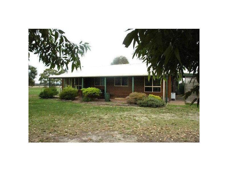 360 Clarkes Road, Anakie VIC 3221