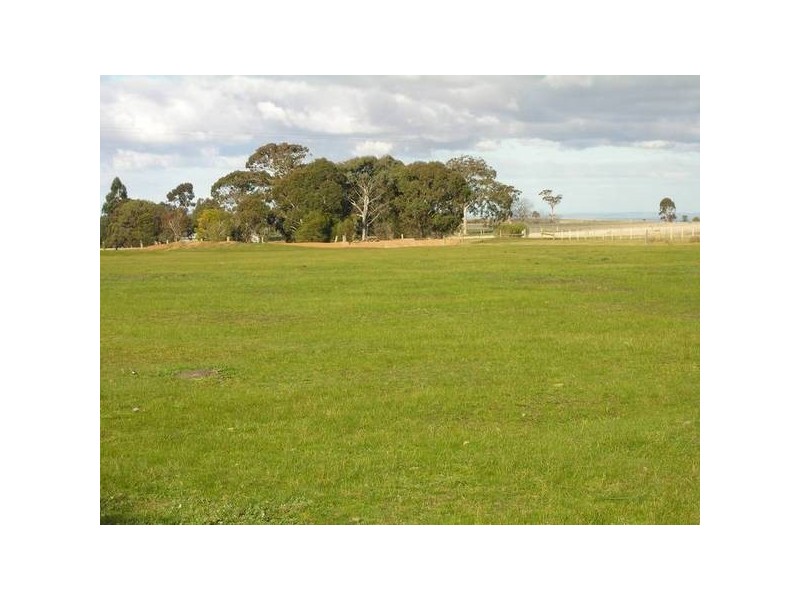 360 Clarkes Road, Anakie VIC 3221