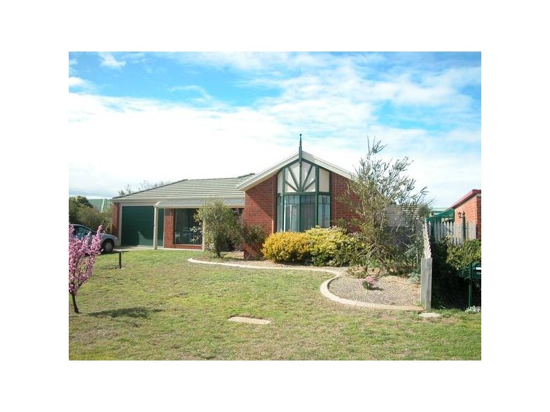 5 Sonia Court, Lara VIC 3212