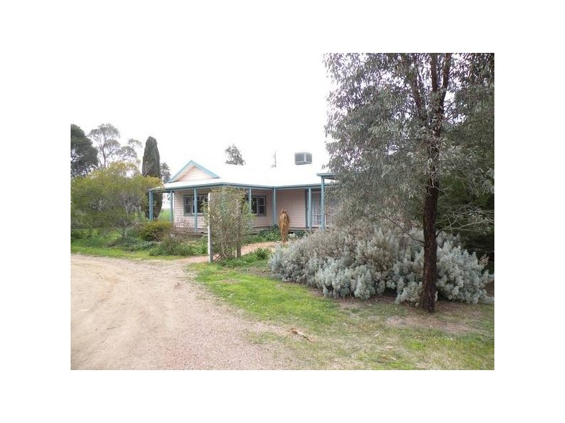 2230 Bacchus Marsh Road, Balliang VIC 3340