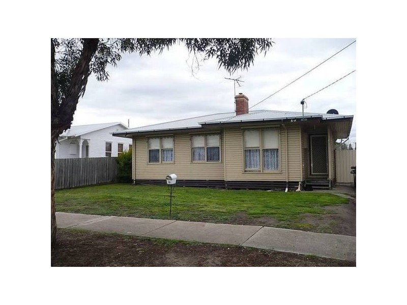 16 Waitara Grove, Norlane VIC 3214
