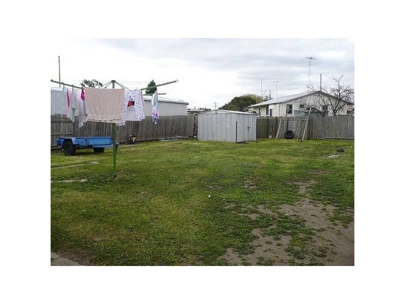 16 Waitara Grove, Norlane VIC 3214