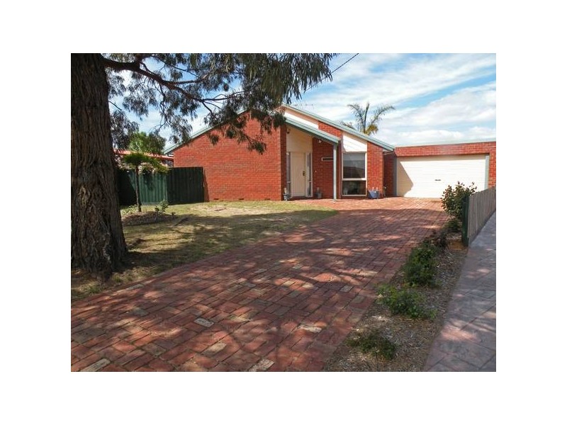 11 Waliki Court, Lara VIC 3212