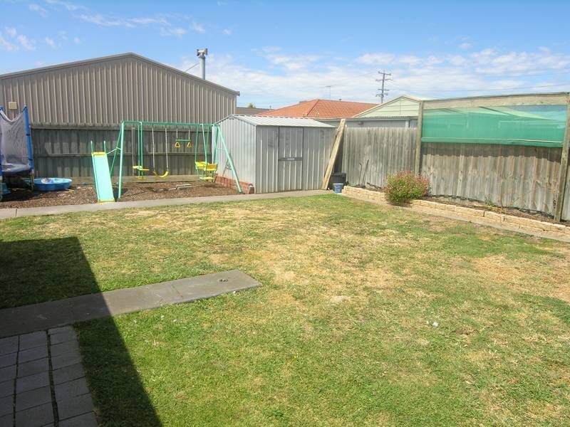 17 Dunraven Court, Corio VIC 3214