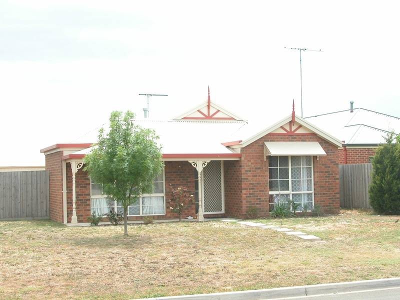 60-62 Country Gardens Drive, Lara VIC 3212