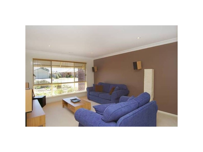 9 Cypress Court, Lara VIC 3212