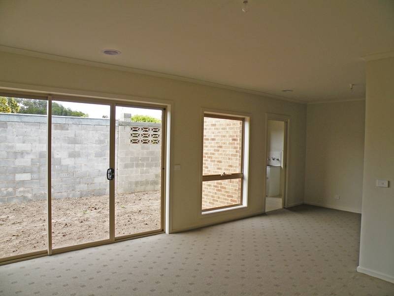 2/59 Rennie Street, Lara VIC 3212