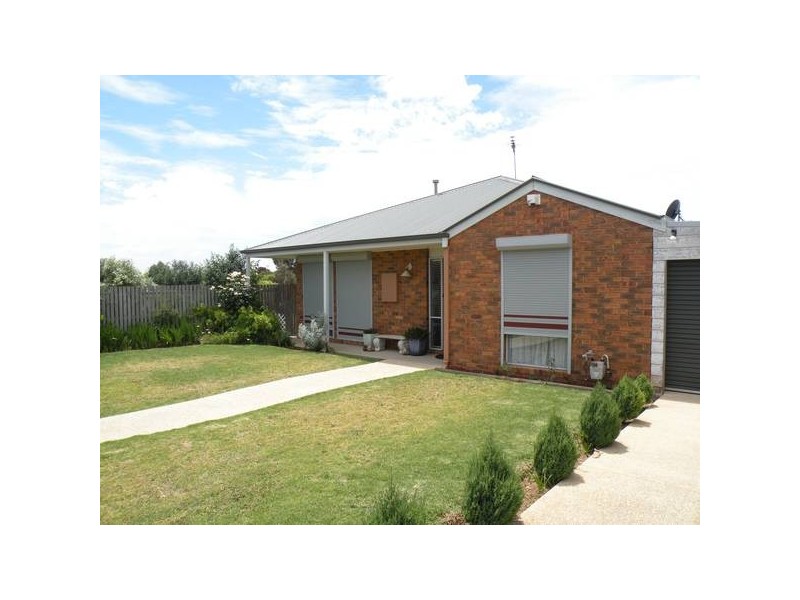 26 Clover Street, Lara VIC 3212
