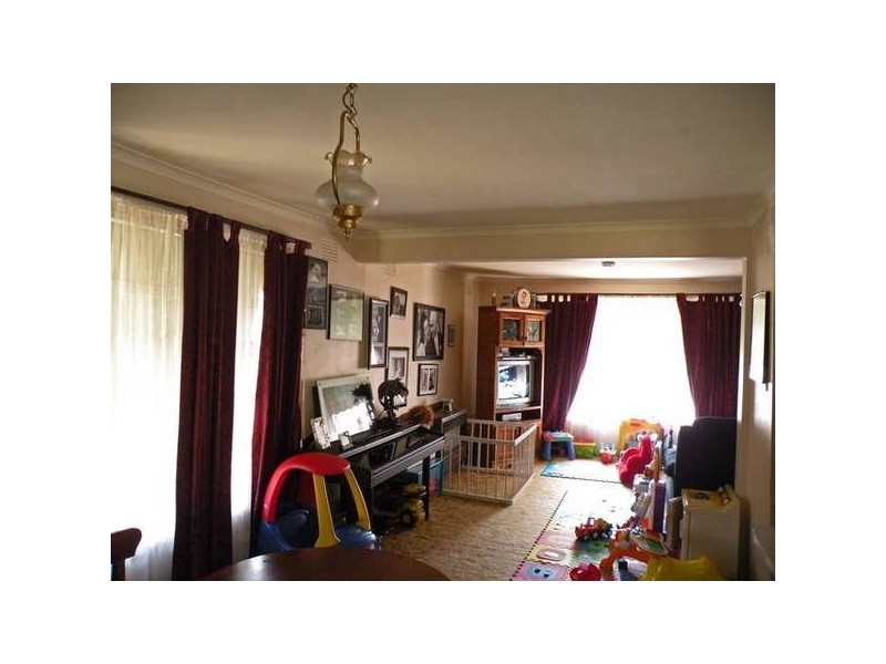 26 Atami Crescent, Corio VIC 3214