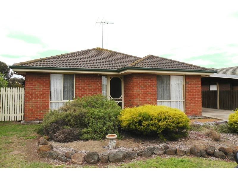 13 Stephenson Street, Lara VIC 3212