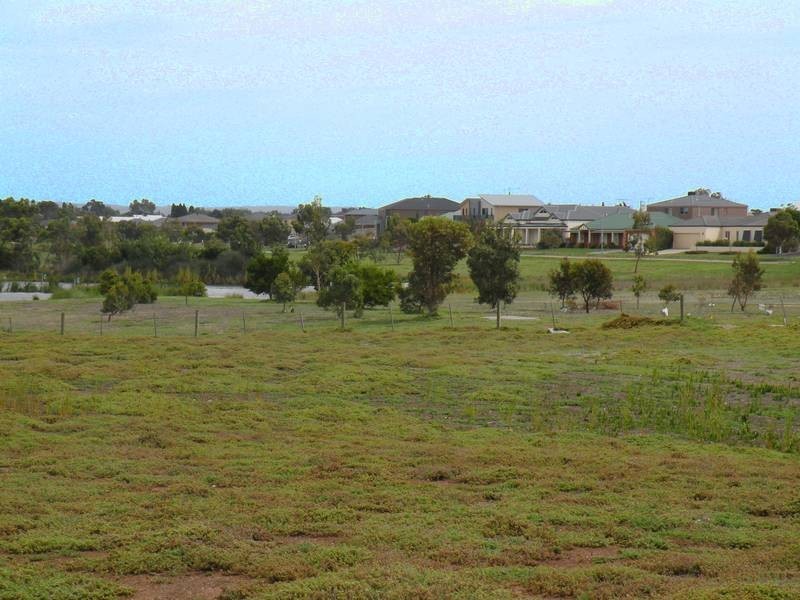 37 Bella Julia Place, Lara VIC 3212