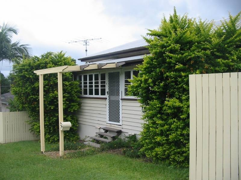 6 Wakefield Street, Woombye QLD 4559