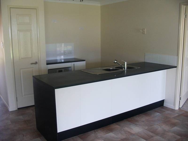 1/21 Vincent Dr, Nambour QLD 4560