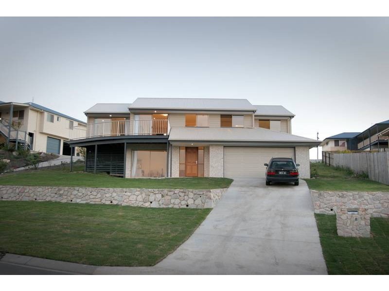 8 Dalzell Ct, Nambour QLD 4560