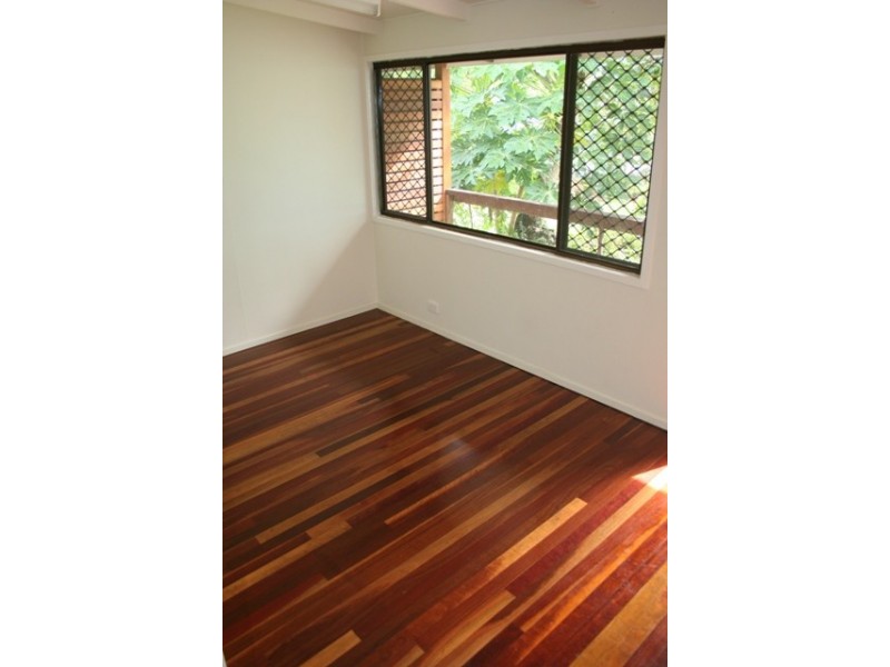 5 Daniel Street, Nambour QLD 4560