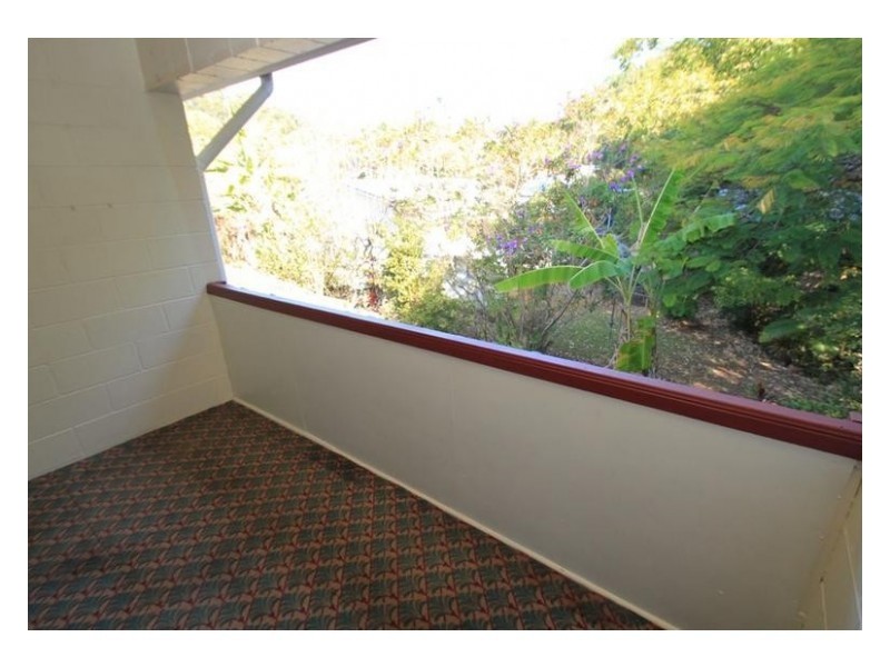 2/23 Hocking Street, Nambour QLD 4560