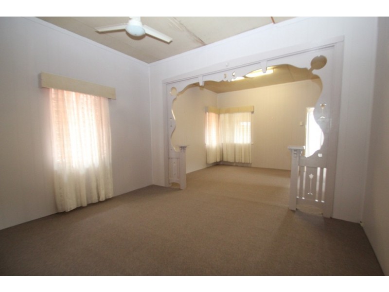 5 Lamington Tce, Nambour QLD 4560