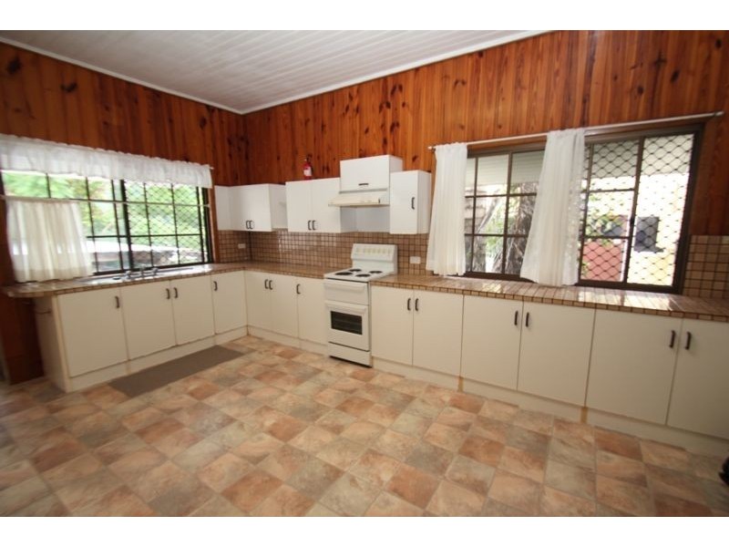 5 Lamington Tce, Nambour QLD 4560