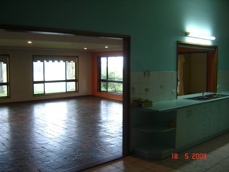 30 Briggs Rd, Nambour QLD 4560