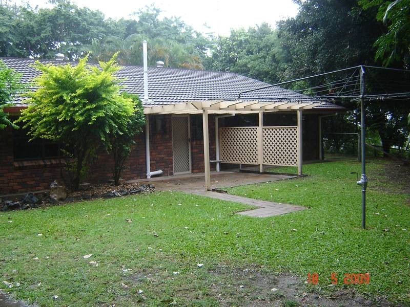 30 Briggs Rd, Nambour QLD 4560