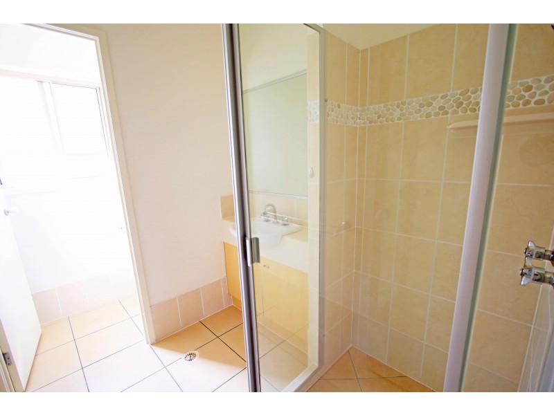 15 Parry Place, North Lakes QLD 4509