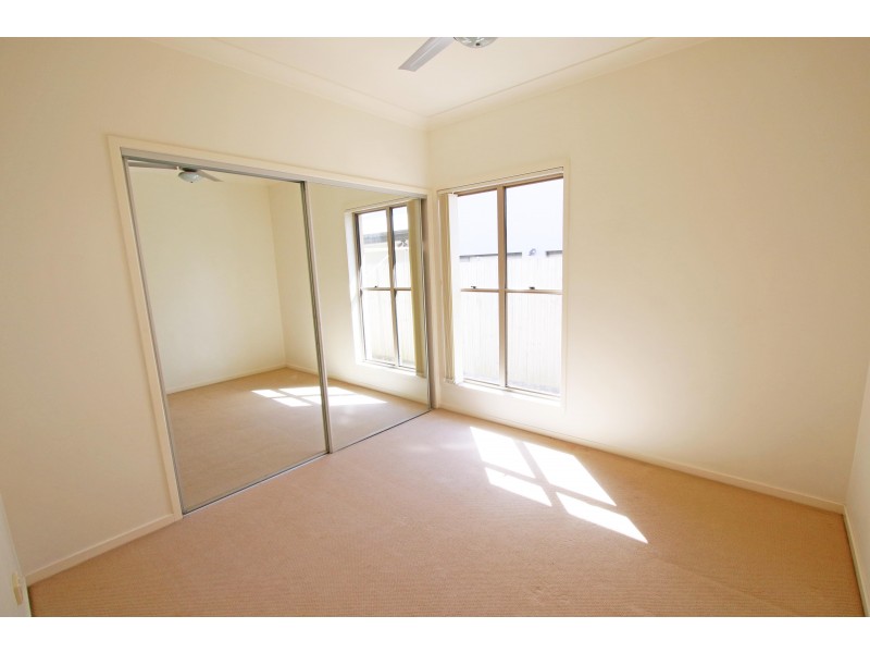 15 Parry Place, North Lakes QLD 4509