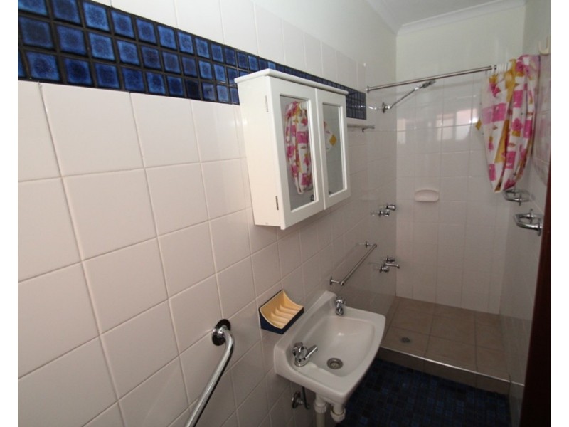 2/3 Hospital Road, Nambour QLD 4560