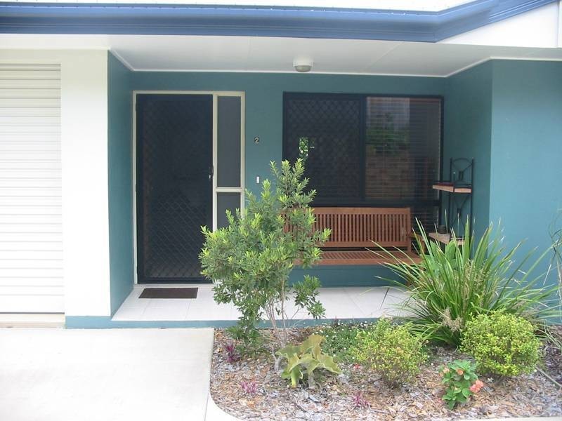 2/9a Deslynn Lane (crn Washington St), Nambour QLD 4560