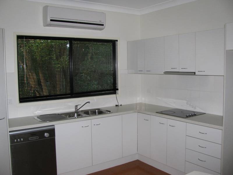 7/9a Deslyn Lane, Nambour QLD 4560