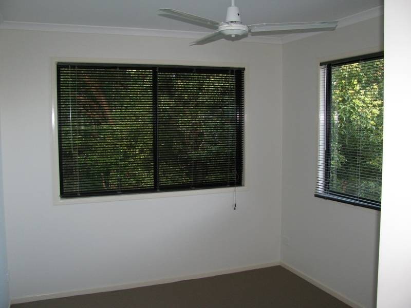 7/9a Deslyn Lane, Nambour QLD 4560